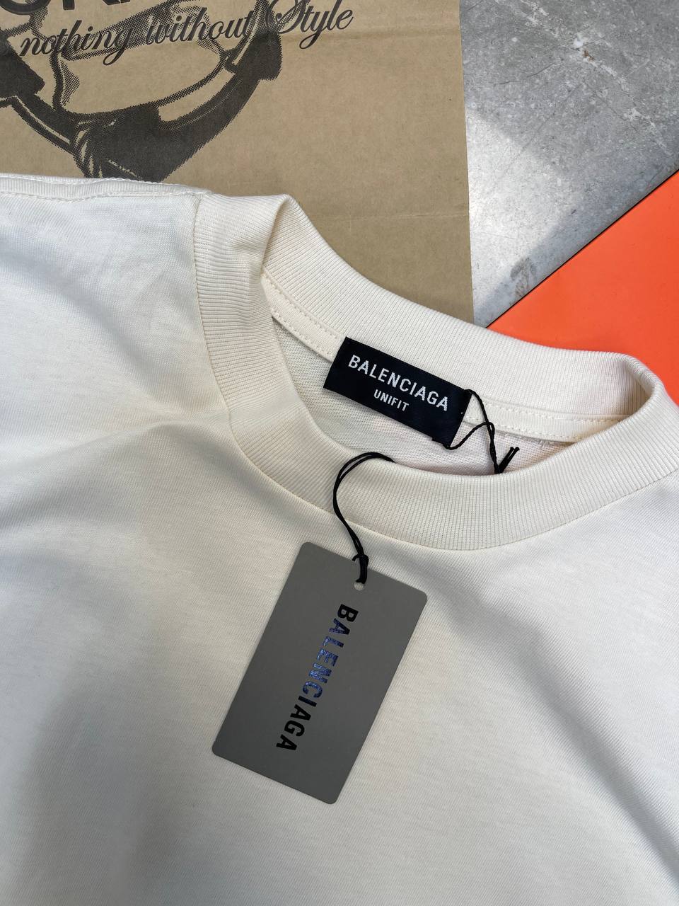 Футболка Balenciaga — фото 6