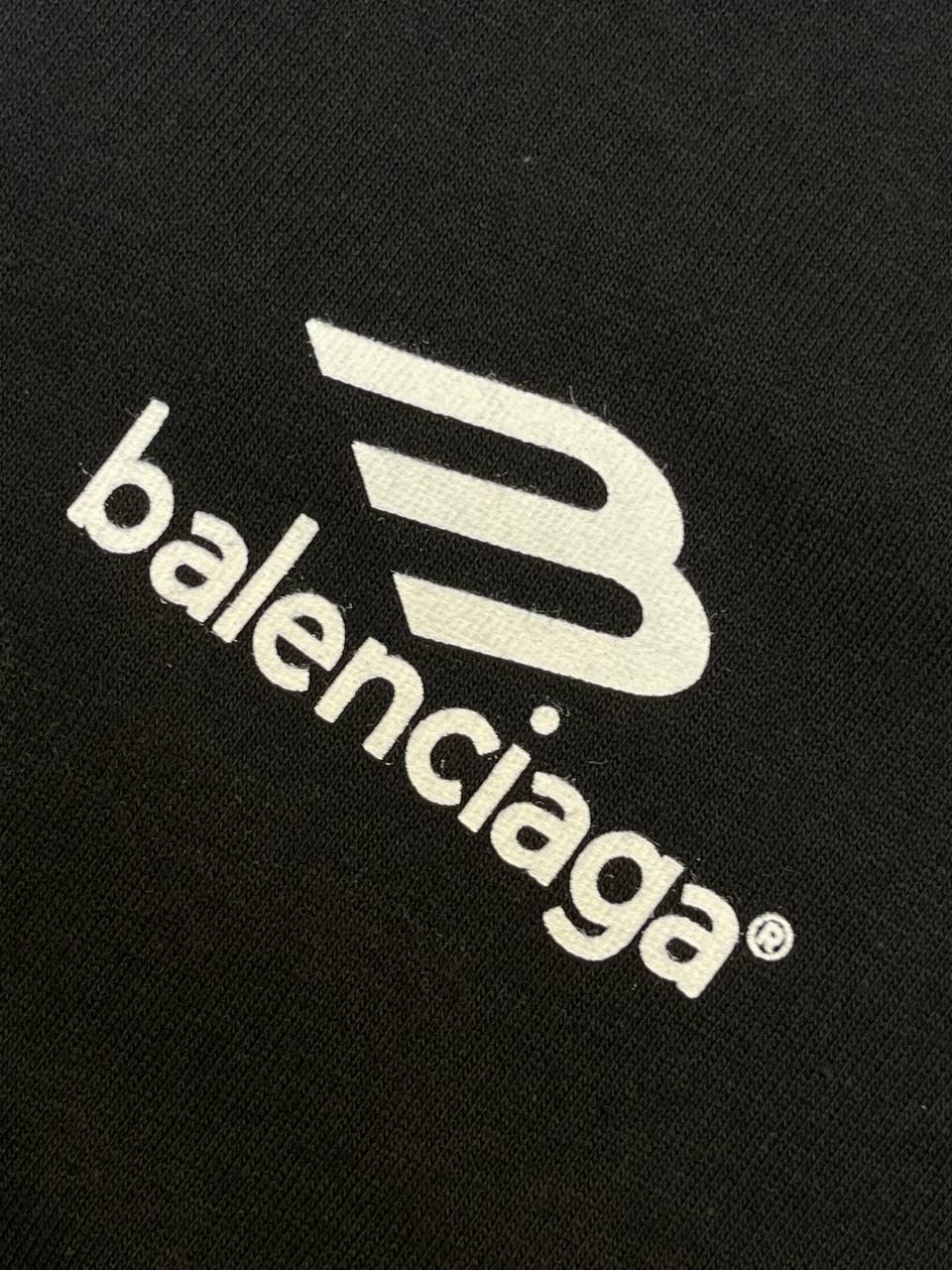 Футболка Balenciaga — фото 4