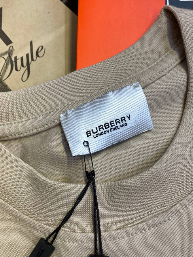 Футболка Burberry — изображение 4