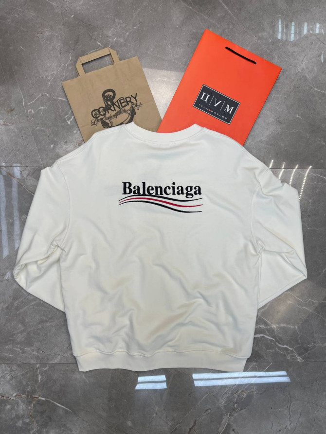 Кофта Balenciaga — изображение 2