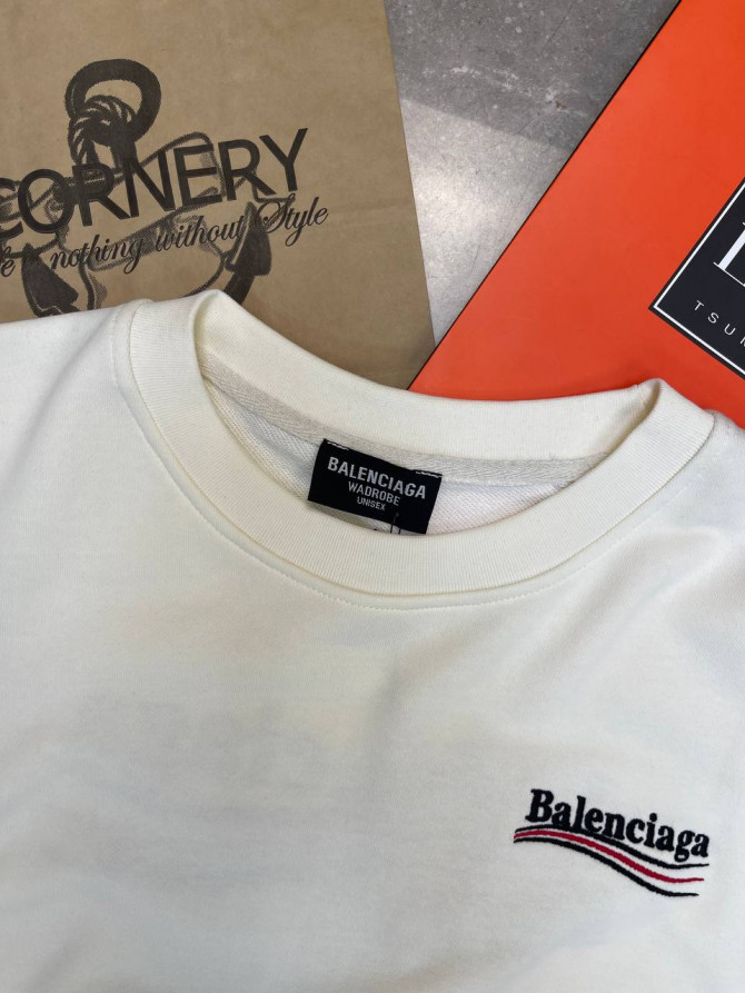Кофта Balenciaga — изображение 3