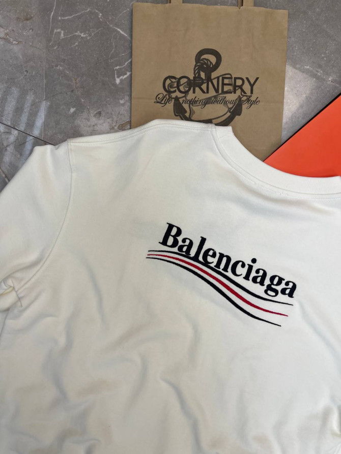 Кофта Balenciaga — изображение 9