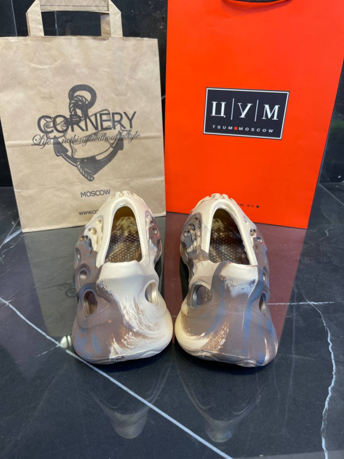 Yeezy Foam Runner MX Cream Clay — изображение 4