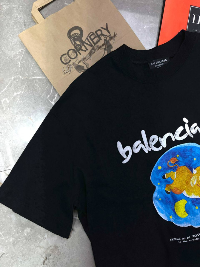 Футболка Balenciaga — изображение 3