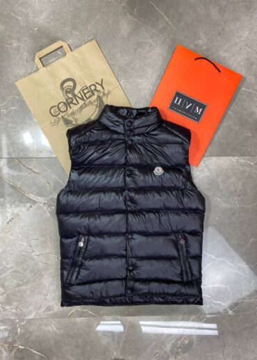 Жилет Moncler