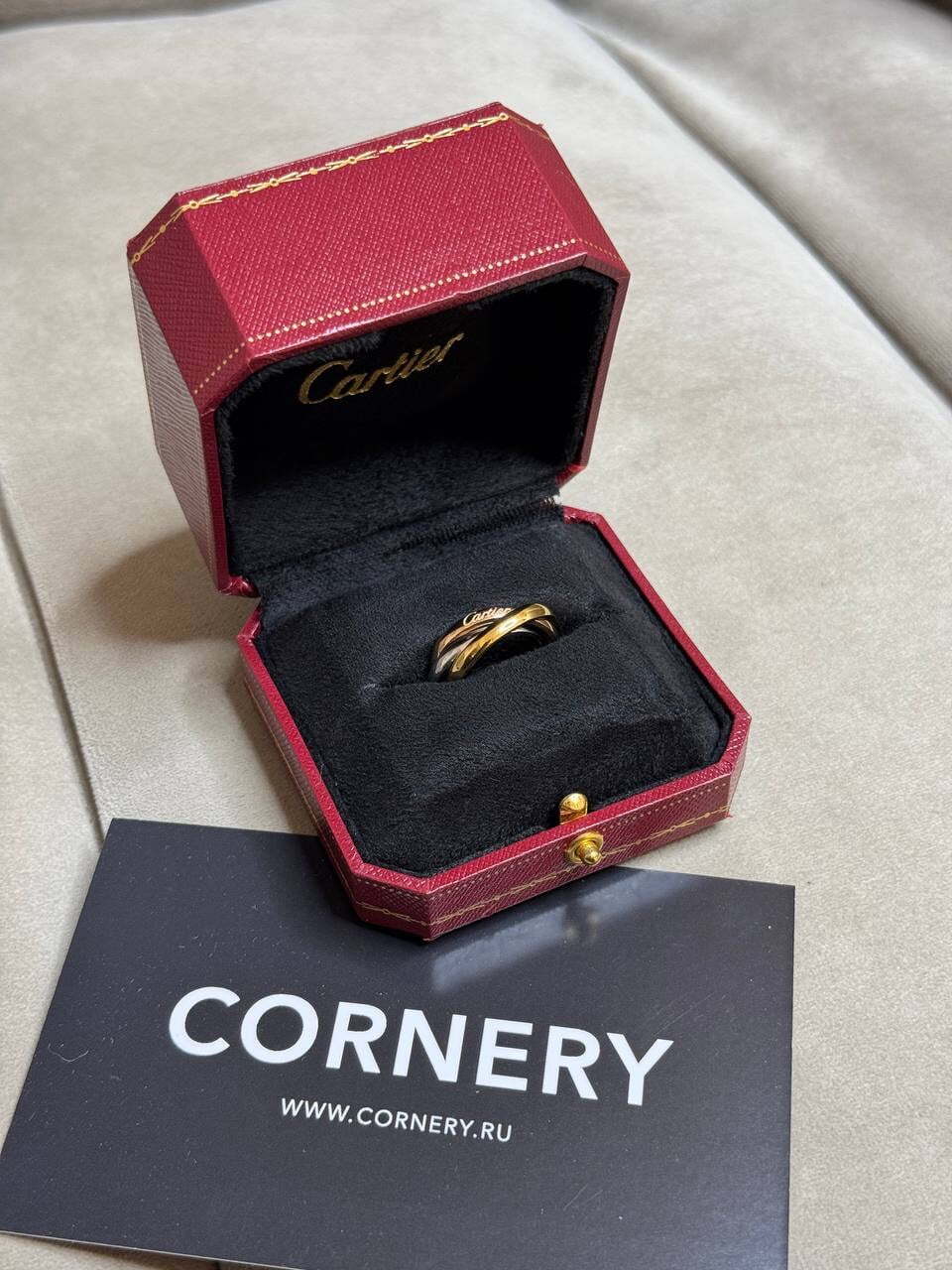 Кольцо Cartier Trinity