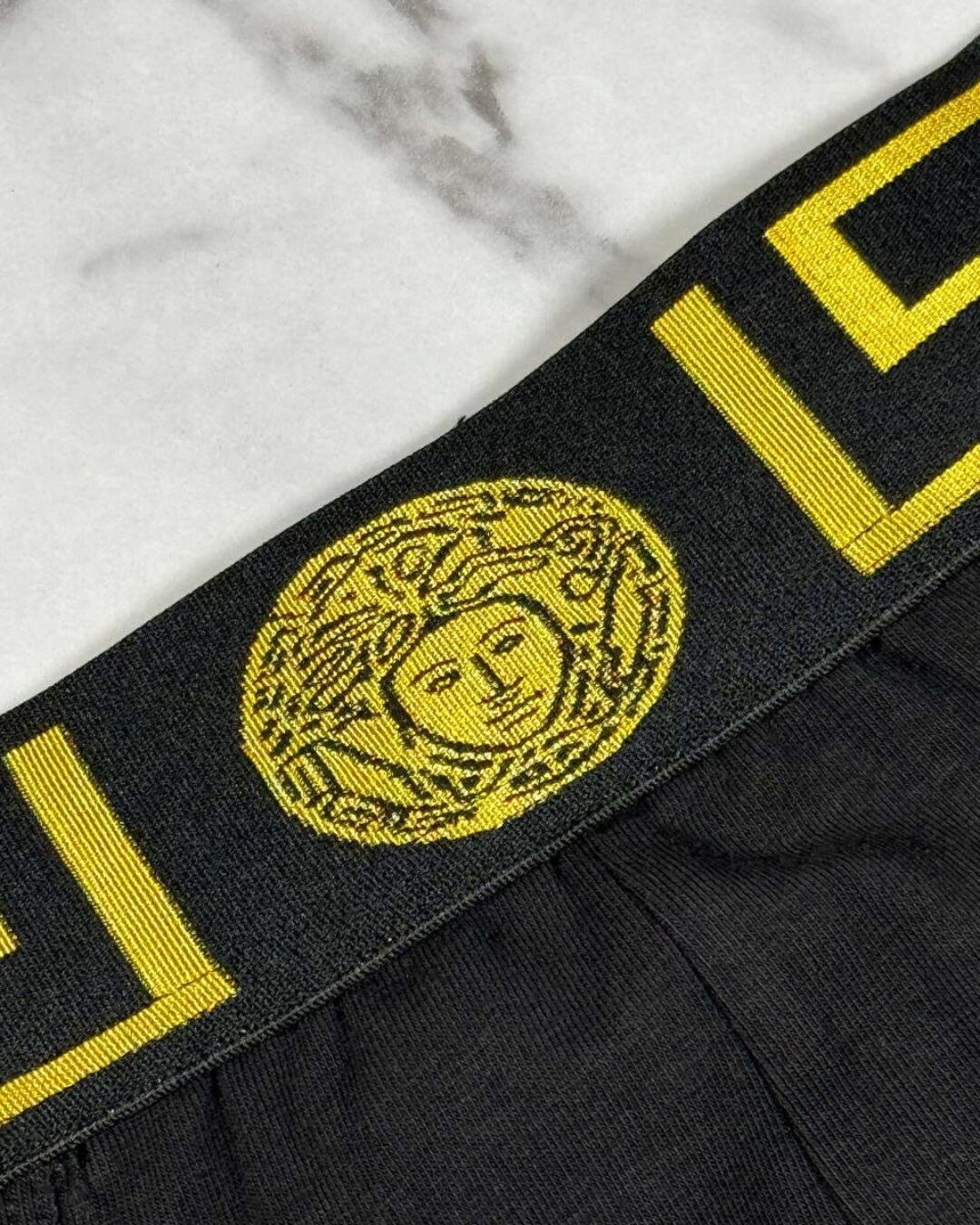 Трусы Versace — изображение 3