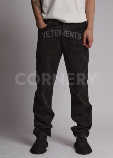 Джинсы Vetements