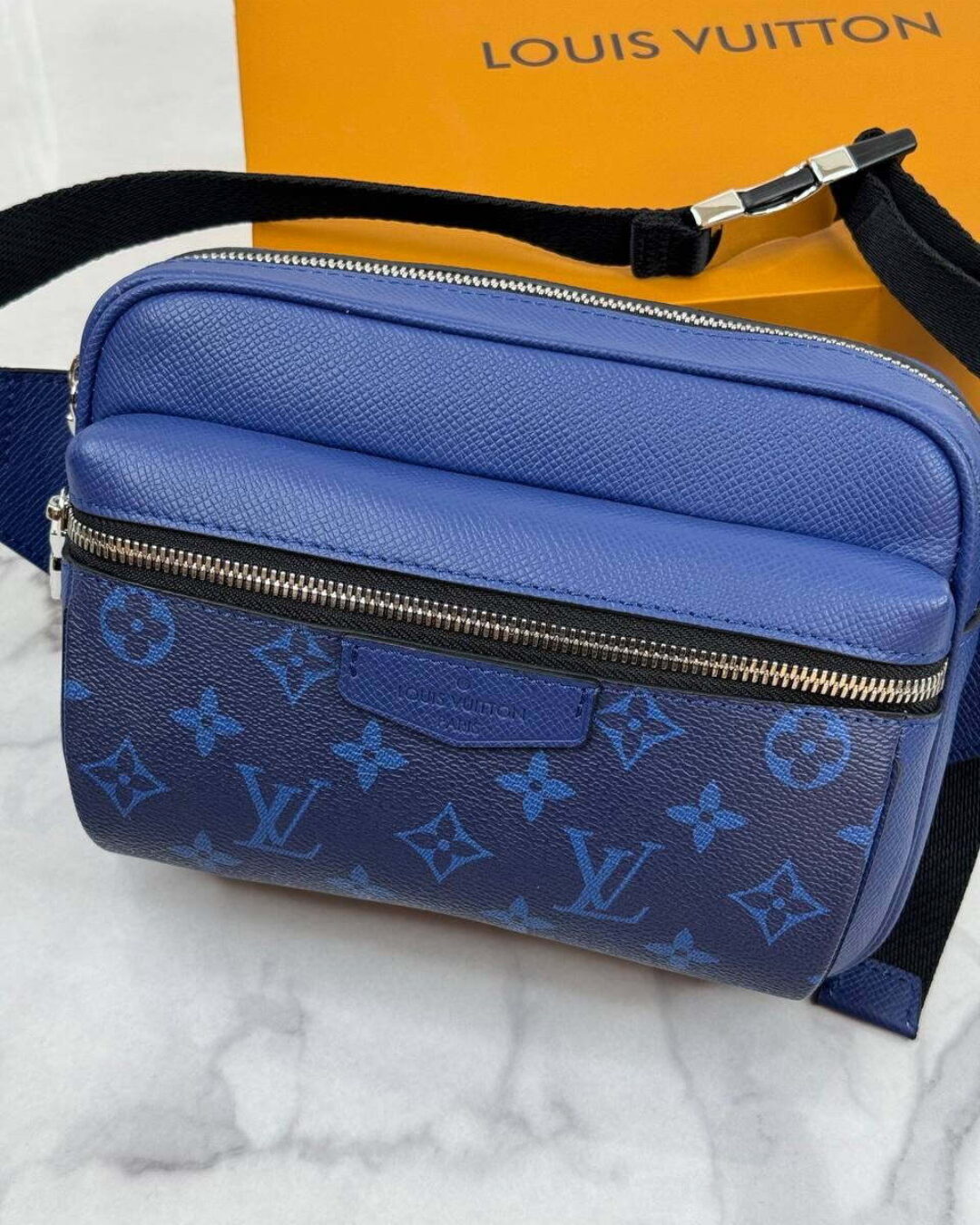 Сумка Louis Vuitton Outdoor Messenger Monogram Pacific Taiga Blue — изображение 2