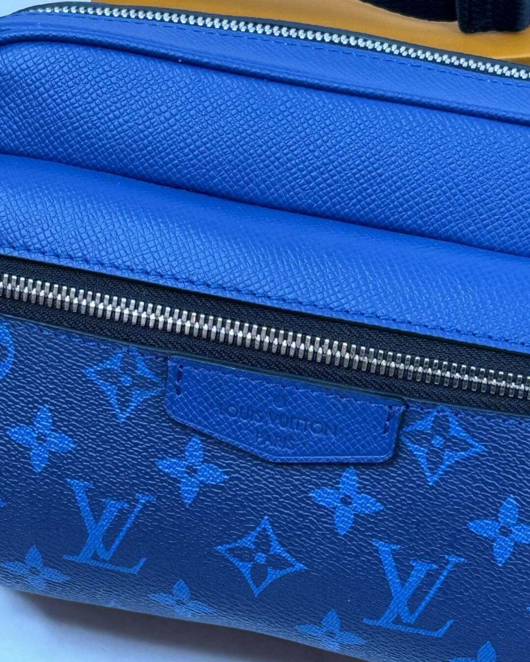 Сумка Louis Vuitton Outdoor Messenger Monogram Pacific Taiga Blue — изображение 3
