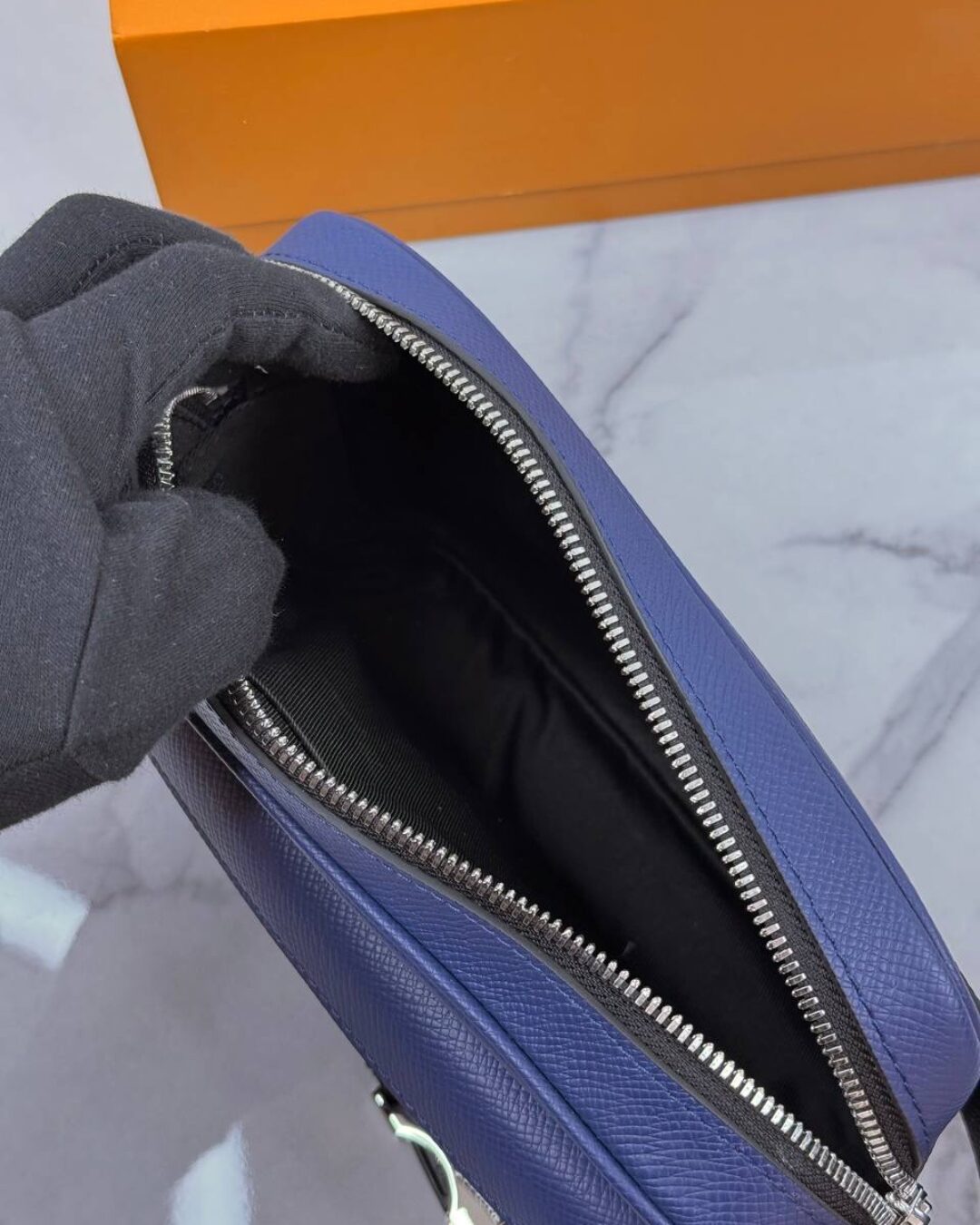 Сумка Louis Vuitton Outdoor Messenger Monogram Pacific Taiga Blue — изображение 9