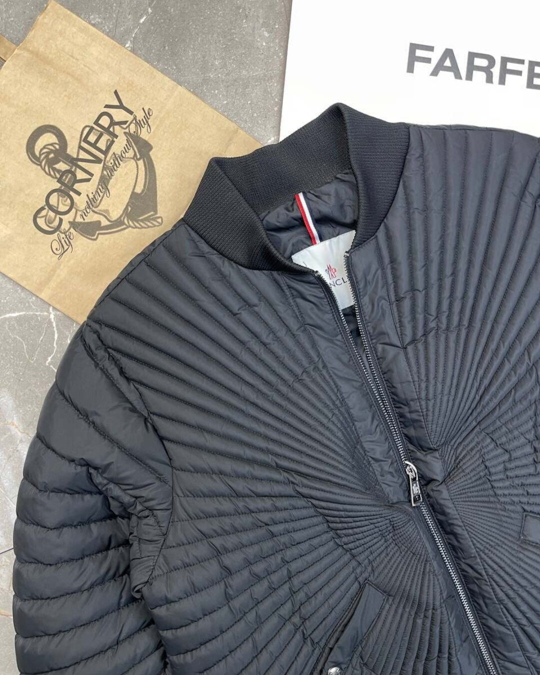 Бомбер Moncler — изображение 3