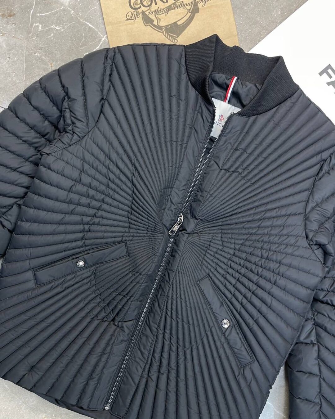 Бомбер Moncler — изображение 5