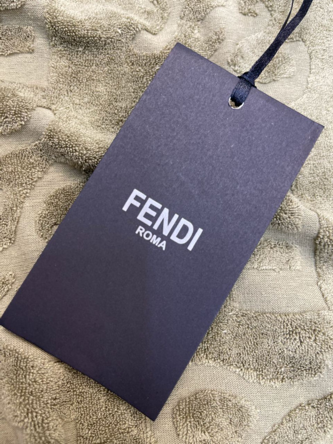 Футболка Fendi — изображение 7