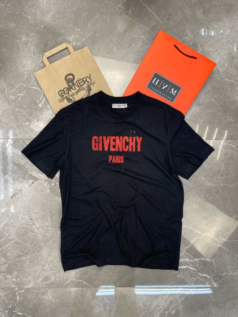 Футболка Givenchy — фото 1
