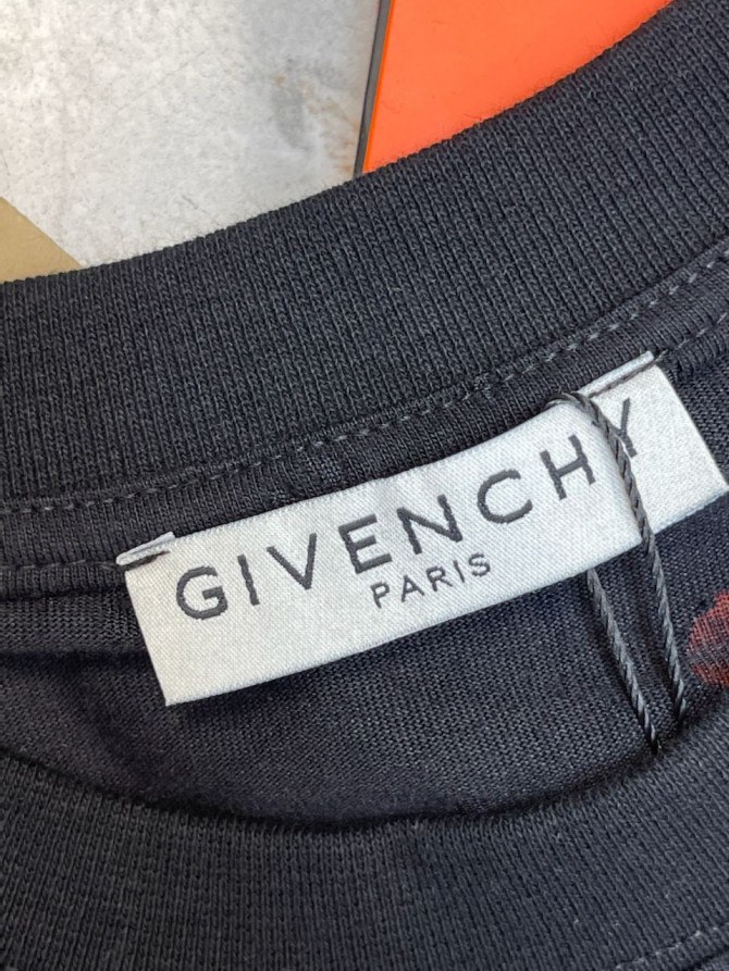 Футболка Givenchy — изображение 4
