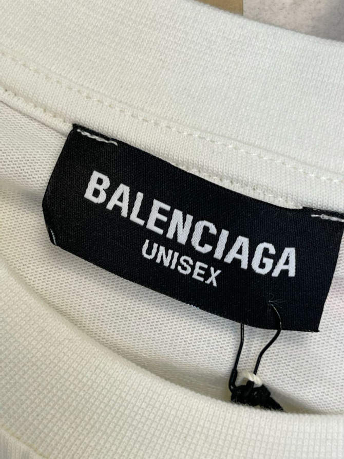 Футболка Balenciaga — изображение 5
