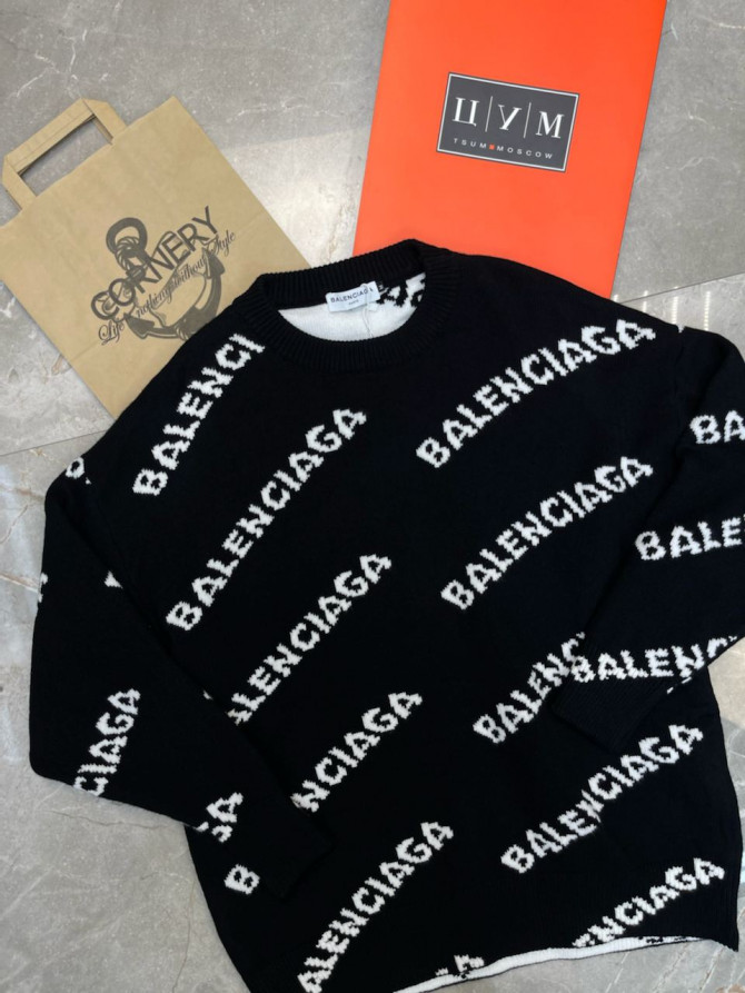 Свитер Balenciaga — изображение 4