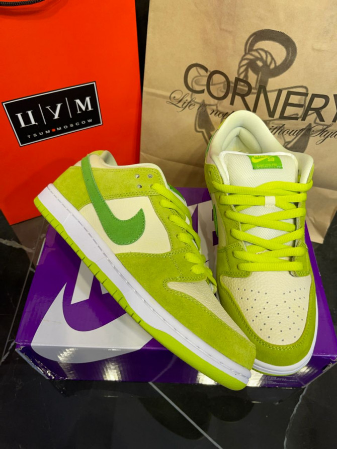 Кеды Nike SB Dunk Low Green Apple