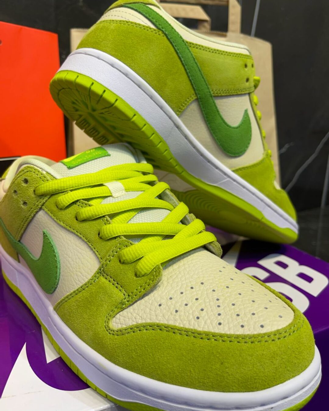 Кеды Nike SB Dunk Low Green Apple — изображение 9