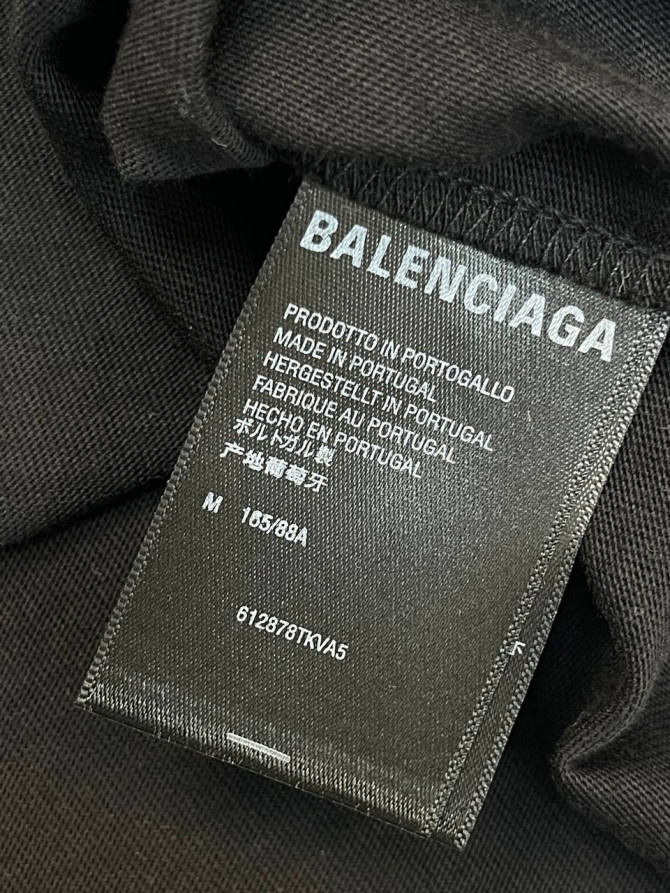Футболка Balenciaga — изображение 8