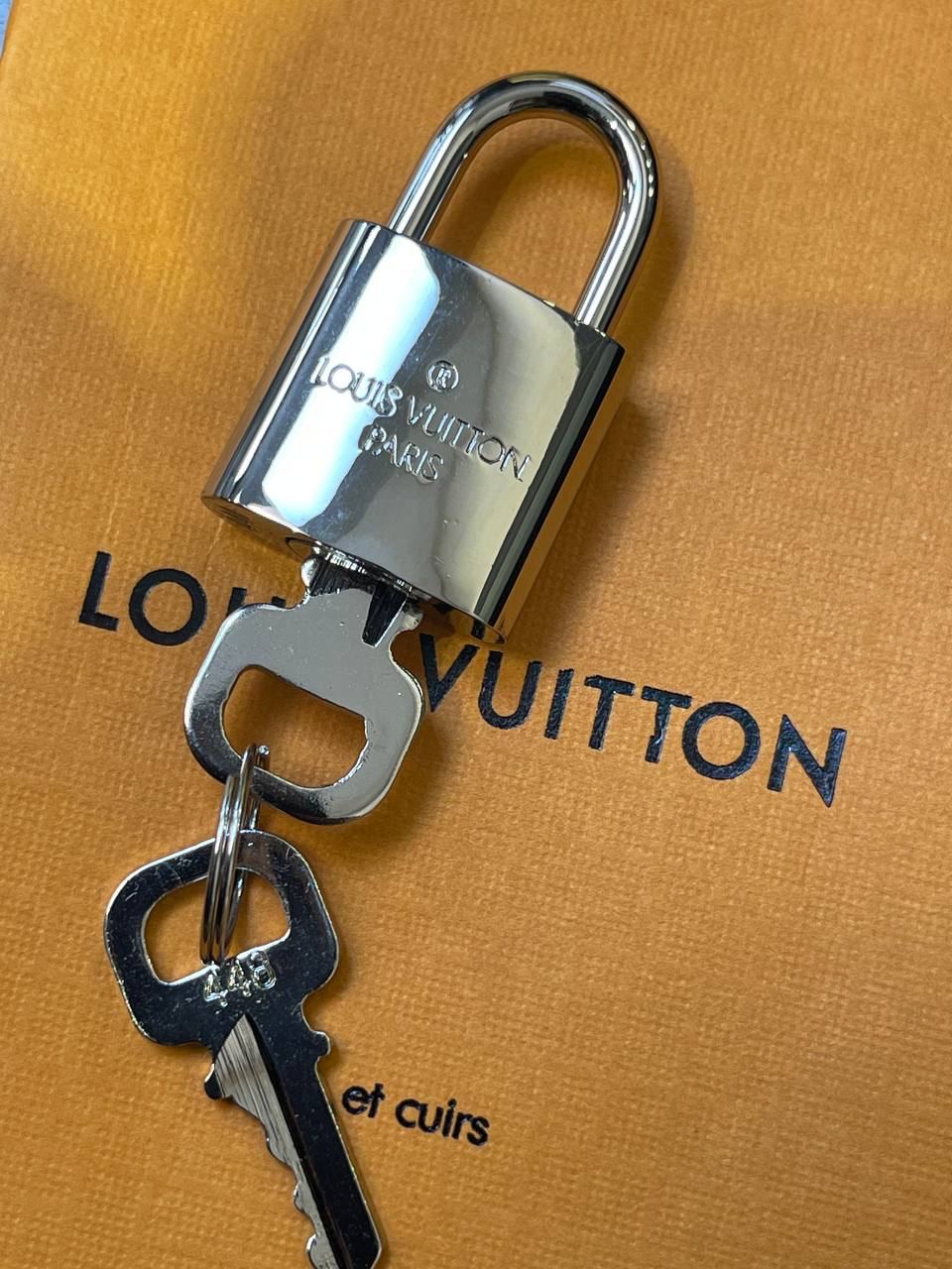 Сумка Louis Vuitton Porte-Documents — фото 7