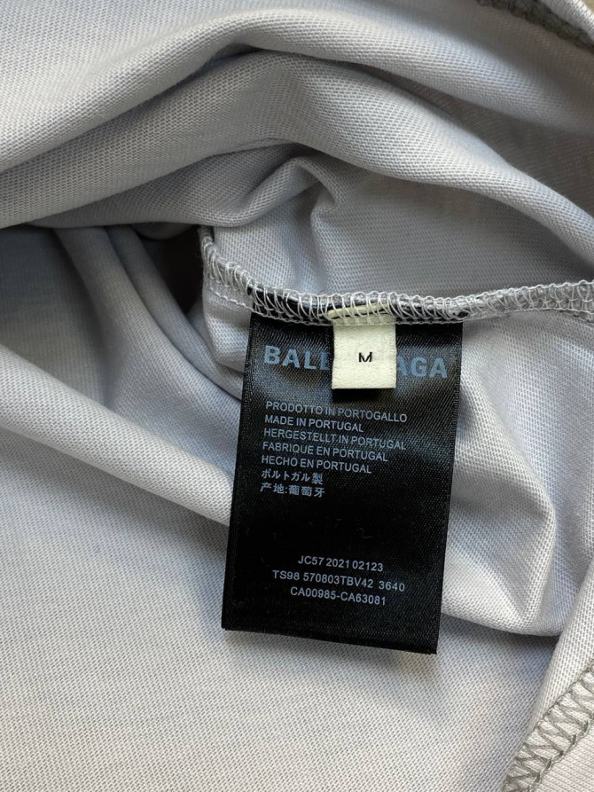 Кофта Balenciaga — изображение 5