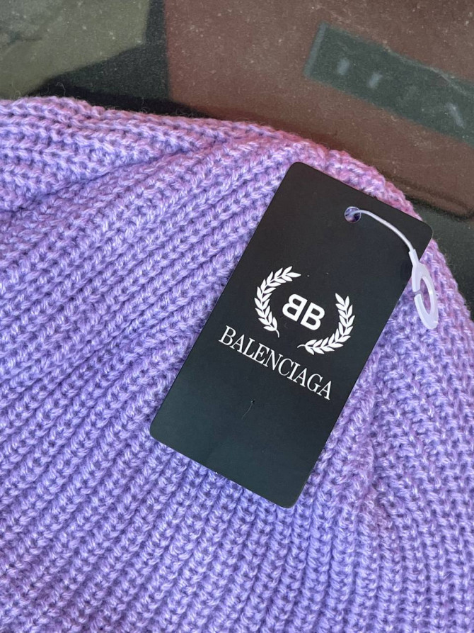 Шапка Balenciaga — изображение 3
