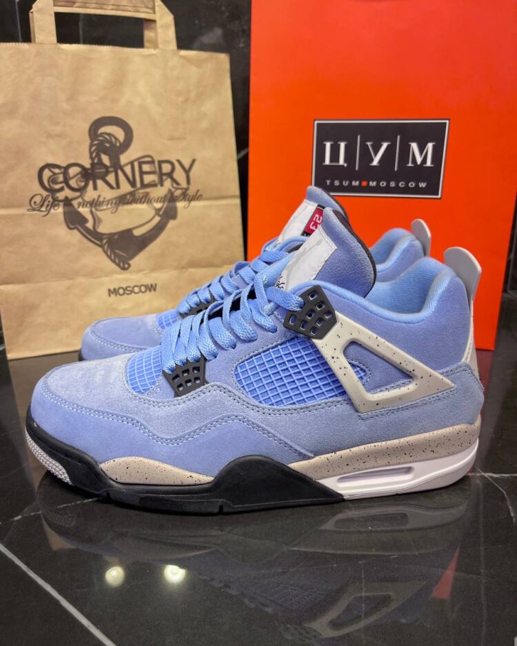 Кроссовки Nike Air Jordan 4 Retro 4 Retro University Blue — фото 2
