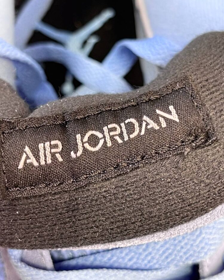 Кроссовки Nike Air Jordan 4 Retro 4 Retro University Blue — фото 6
