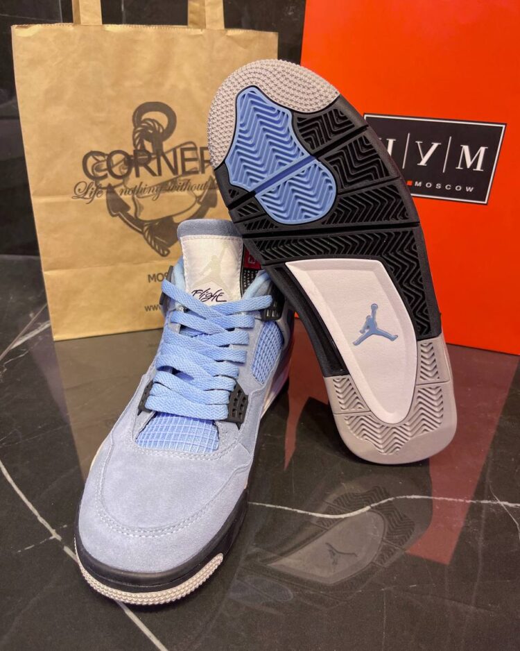 Кроссовки Nike Air Jordan 4 Retro 4 Retro University Blue — фото 9
