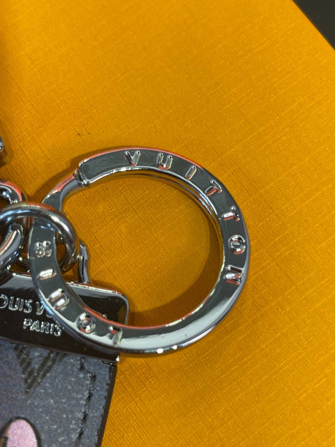 Брелок Louis Vuitton — изображение 4