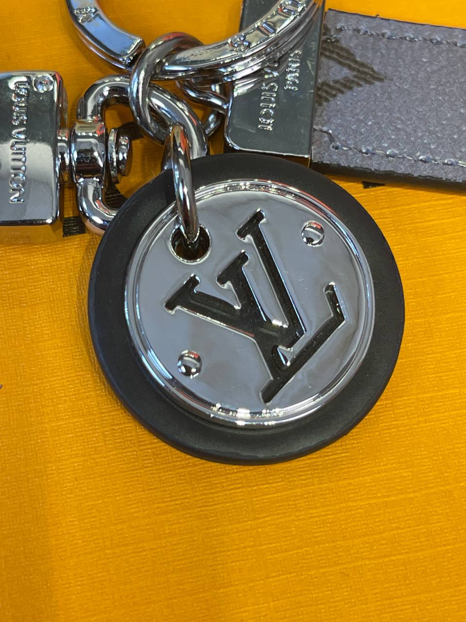 Брелок Louis Vuitton — фото 3