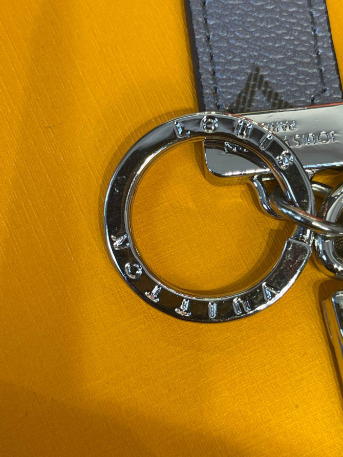 Брелок Louis Vuitton — изображение 5