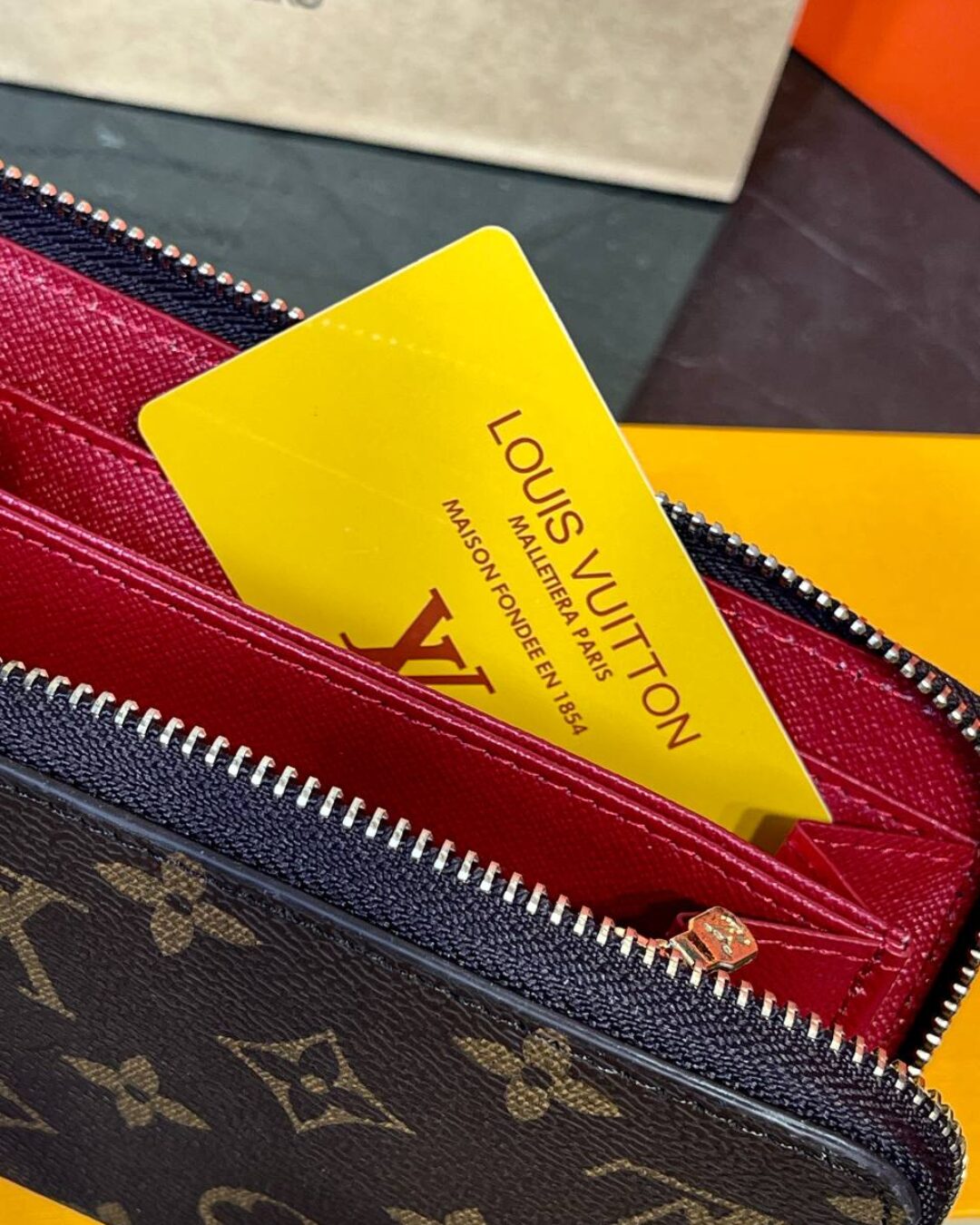 Портмоне Louis  Vuitton — изображение 9