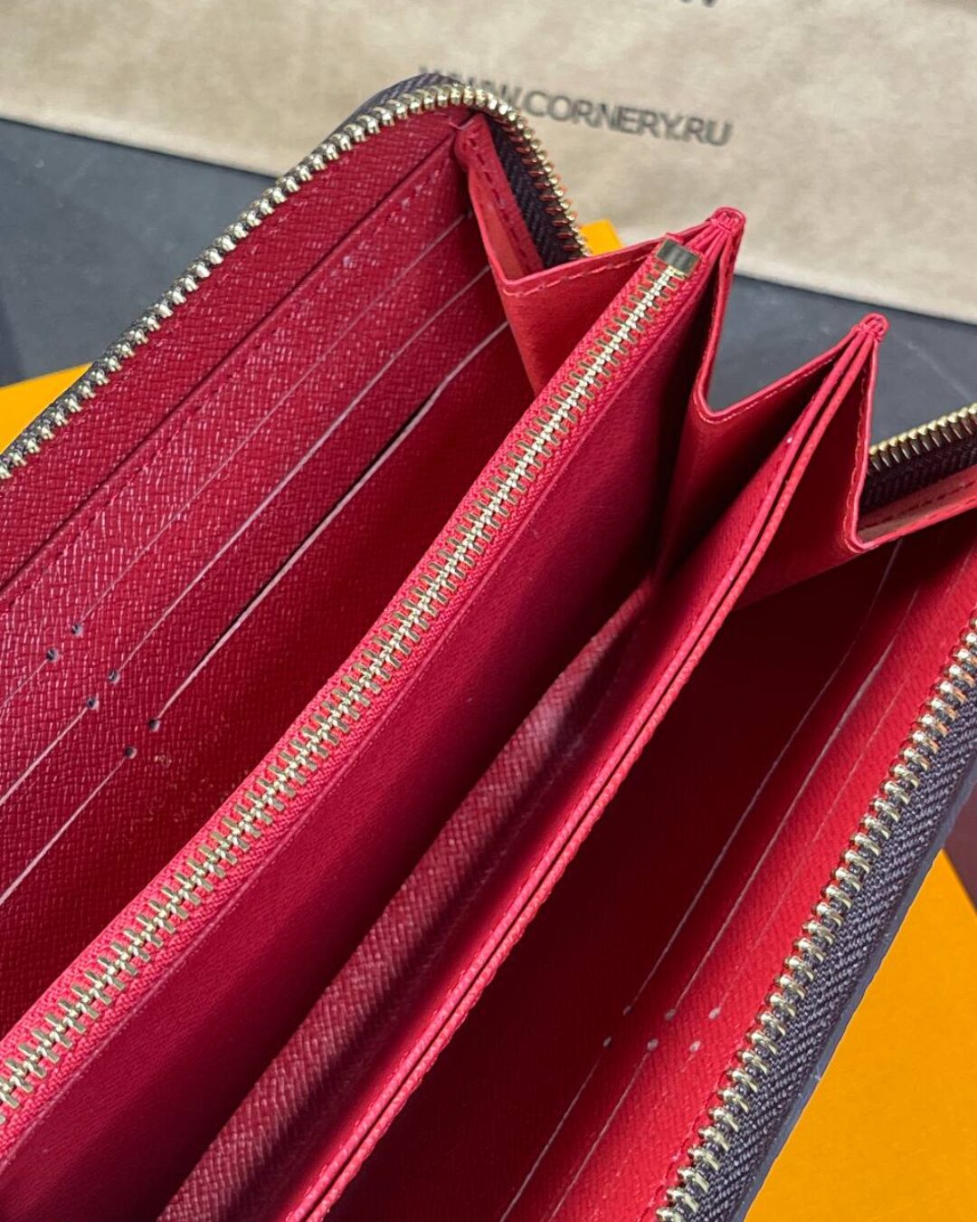 Портмоне Louis Vuitton — изображение 8