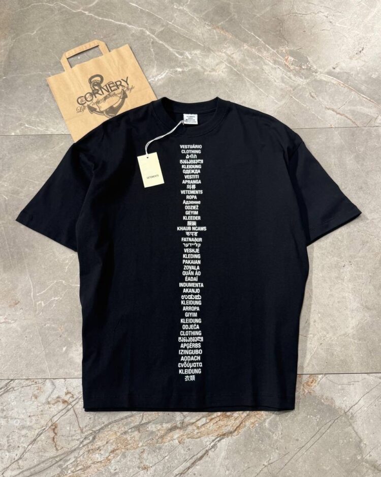 Футболка Vetements Clothing — фото 1