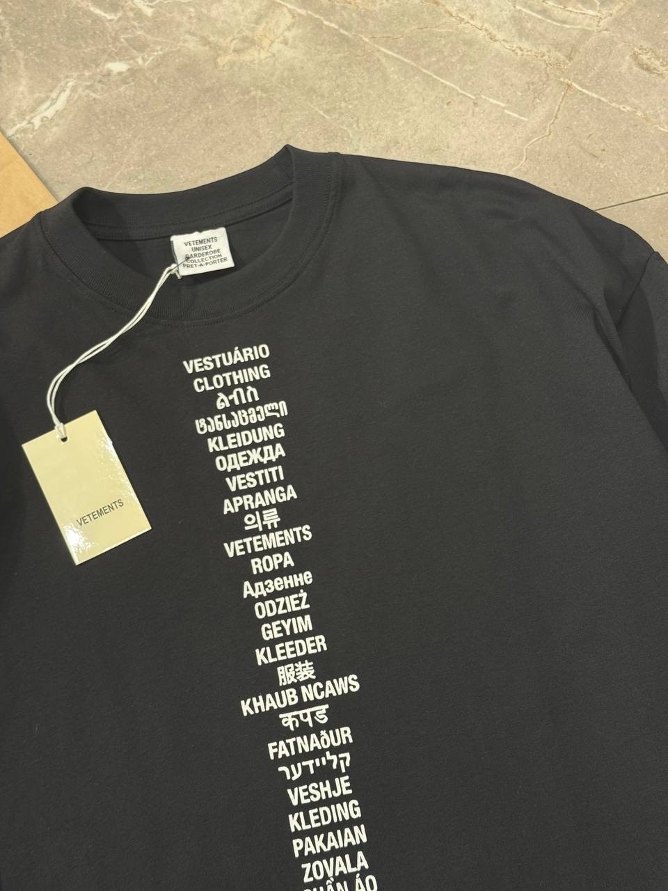 Футболка Vetements Clothing — фото 4