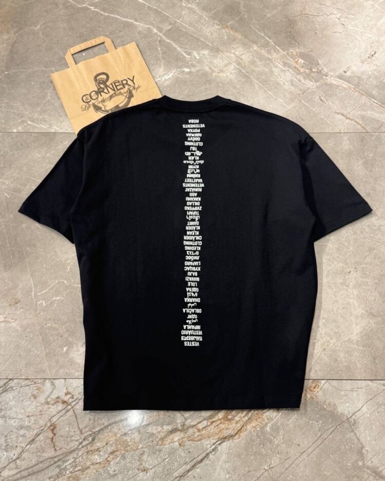 Футболка Vetements Clothing — фото 3