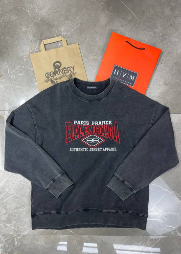 Кофта Balenciaga