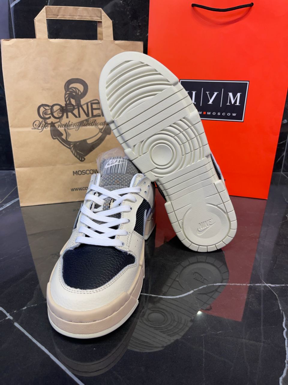 Кеды Nike Wmns Dunk Low Disrupt Ivory Black — фото 5