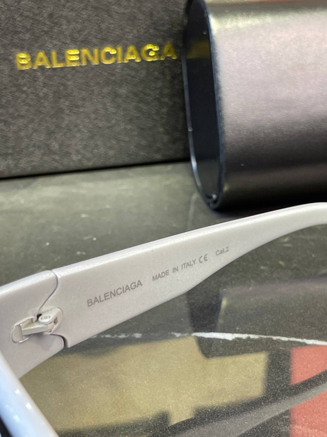 Очки Balenciaga — изображение 7