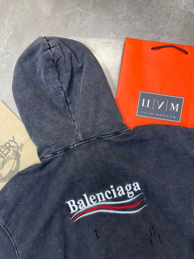 Худи Balenciaga — изображение 4