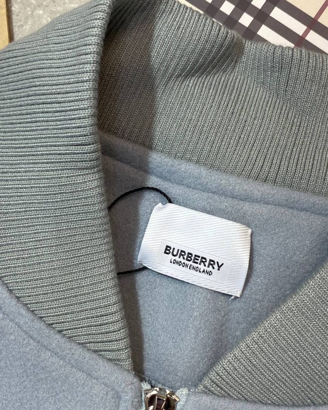 Бомбер Burberry — изображение 9