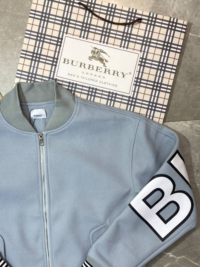 Бомбер Burberry — изображение 3