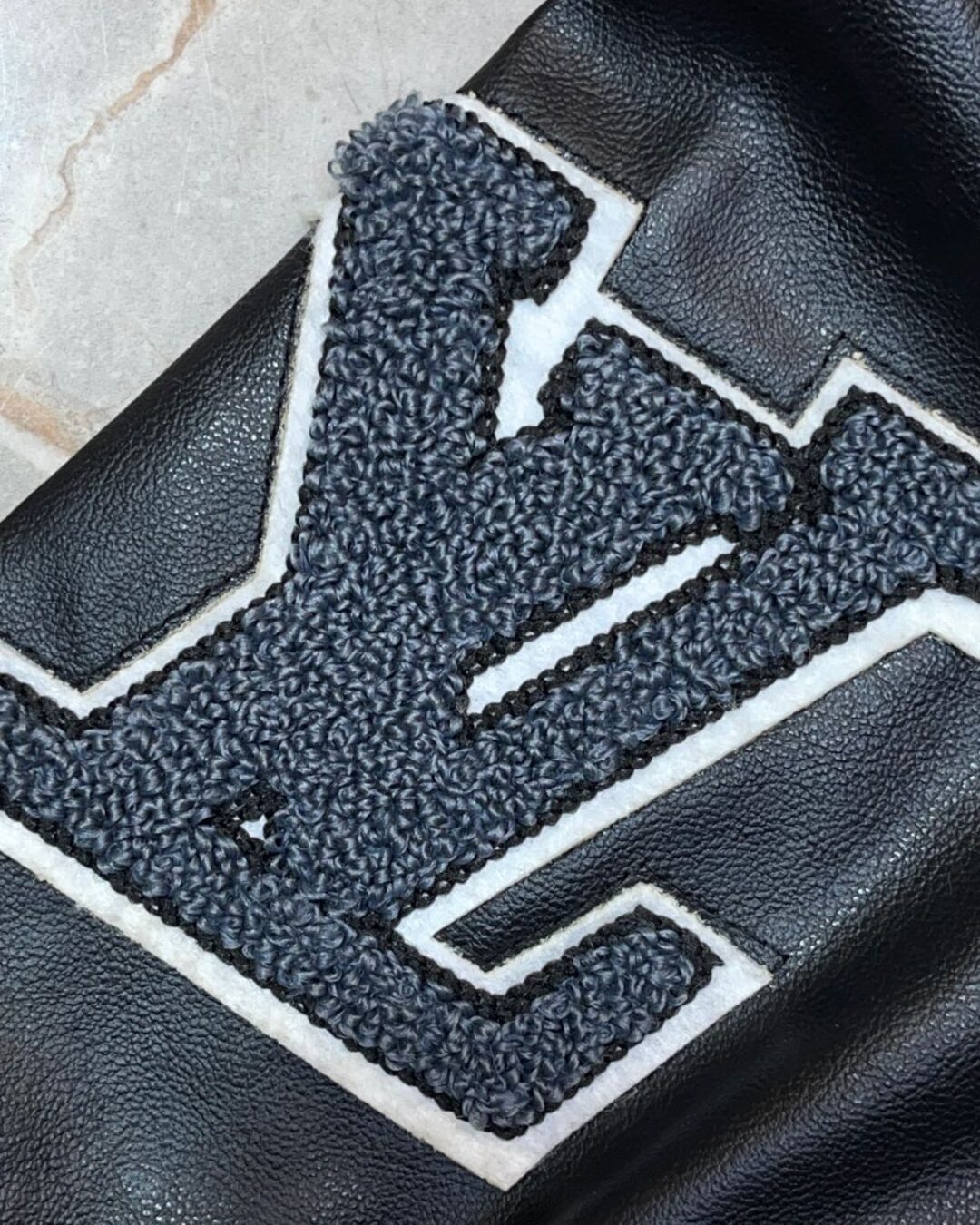 Бомбер Louis Vuitton — изображение 6