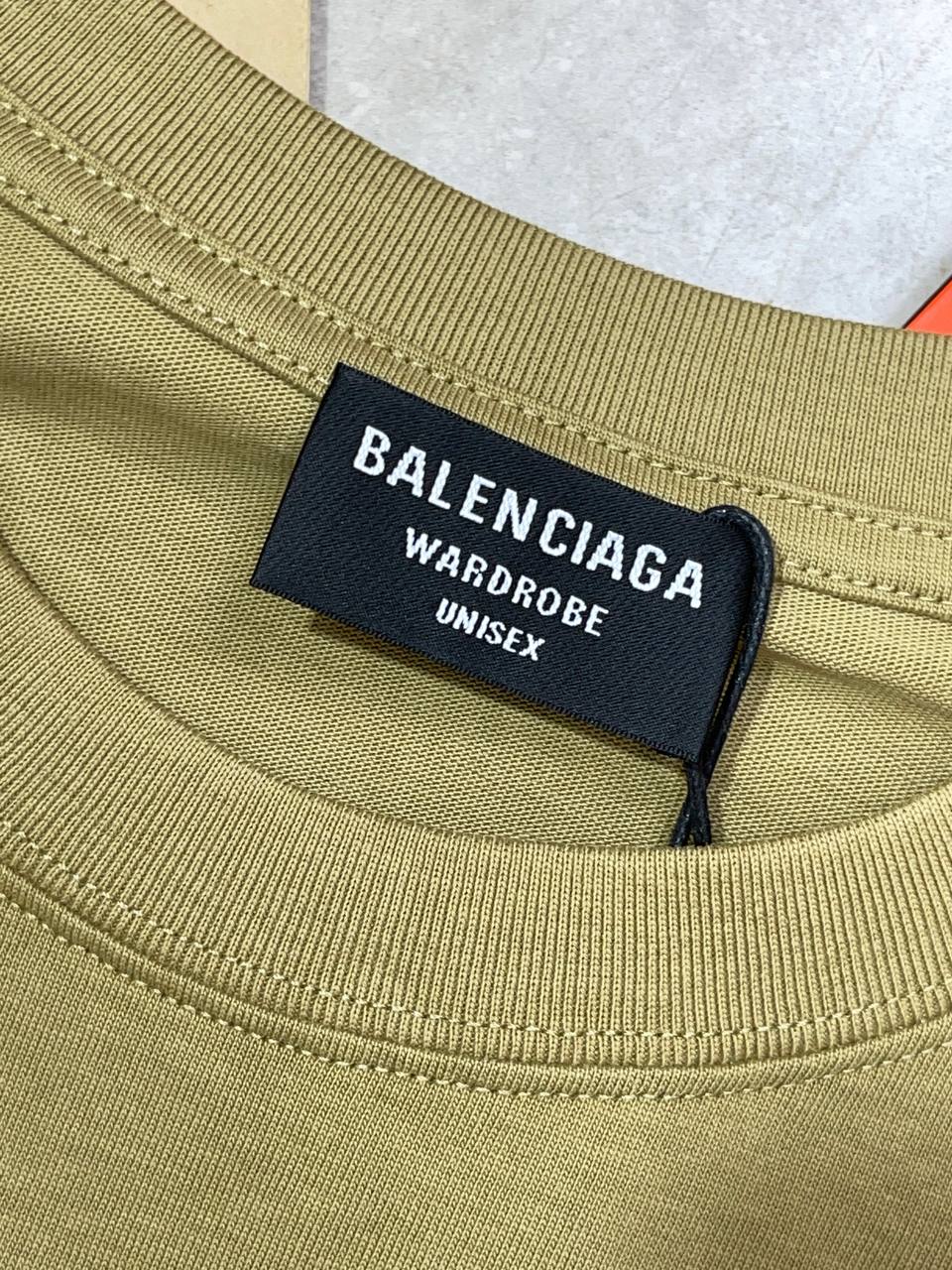 Кофта Balenciaga — фото 8