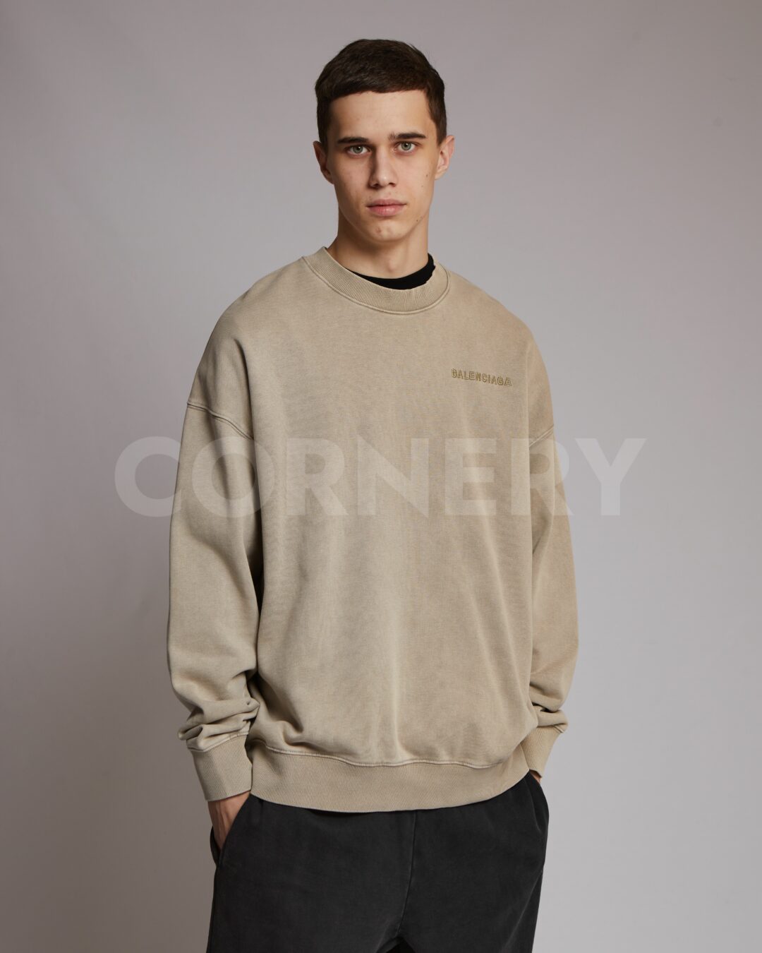 Кофта Balenciaga — изображение 4