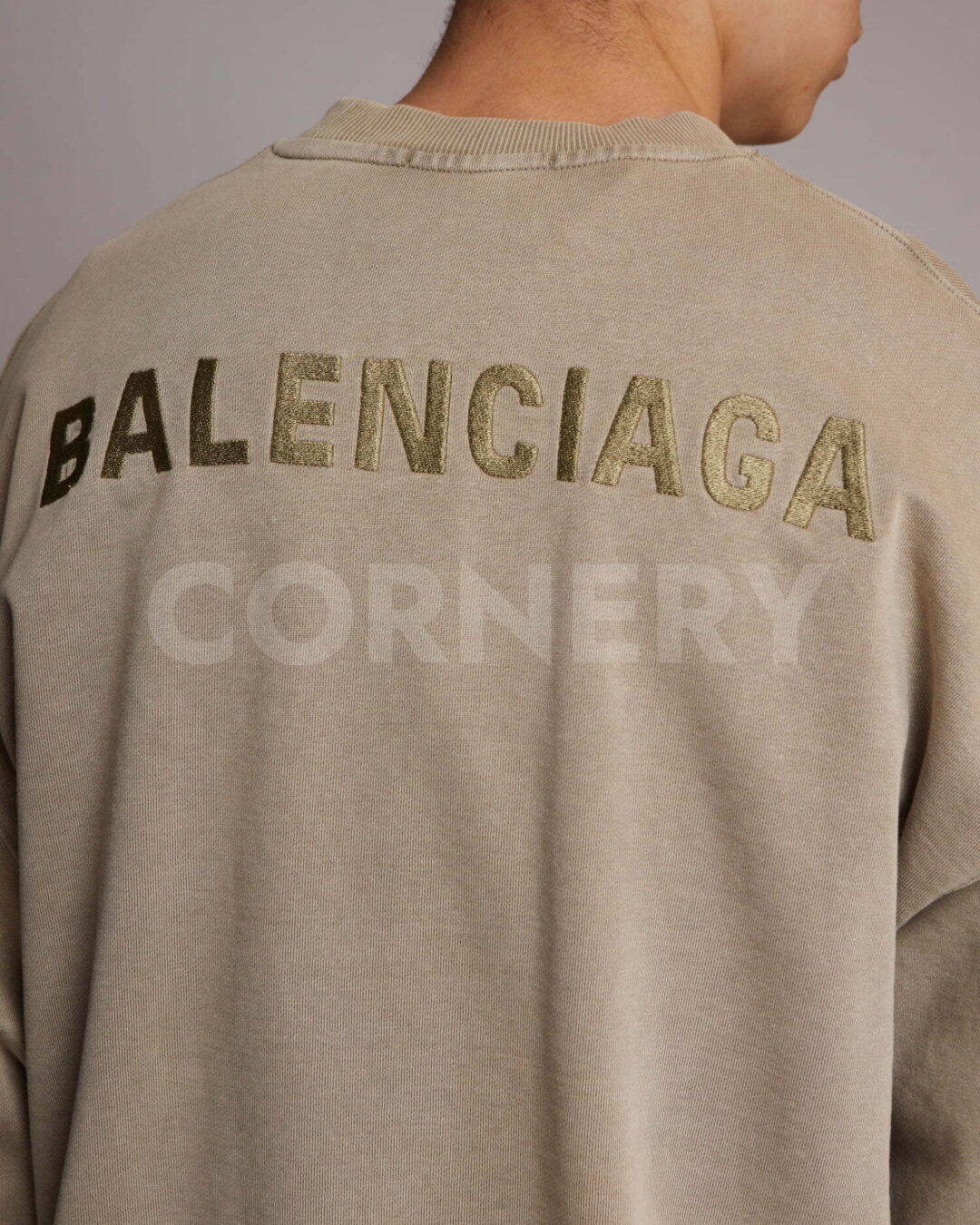 Кофта Balenciaga — изображение 9