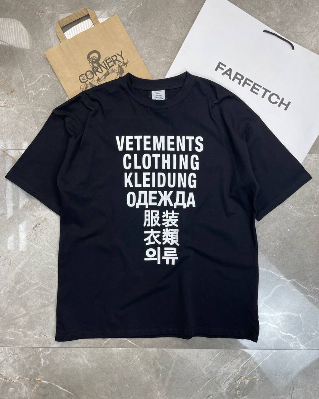 Футболка Vetements
